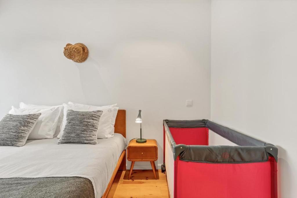 Host Wise - Lovely Shinny Flats With Balcony - Clerigos Porto Eksteriør billede